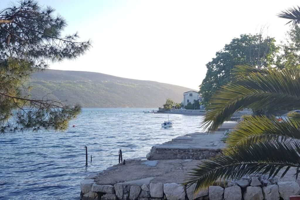 Апартаменты Porto Bello Gold (See view & Swimming pool) Баошичи-47