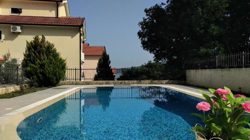 Апартаменты Porto Bello Gold (See view & Swimming pool) Баошичи-70