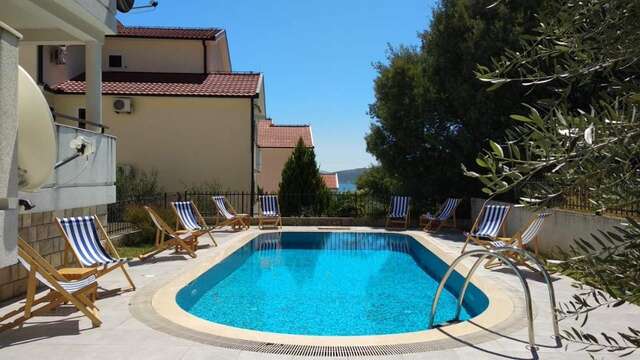Апартаменты Porto Bello Gold (See view & Swimming pool) Баошичи-11